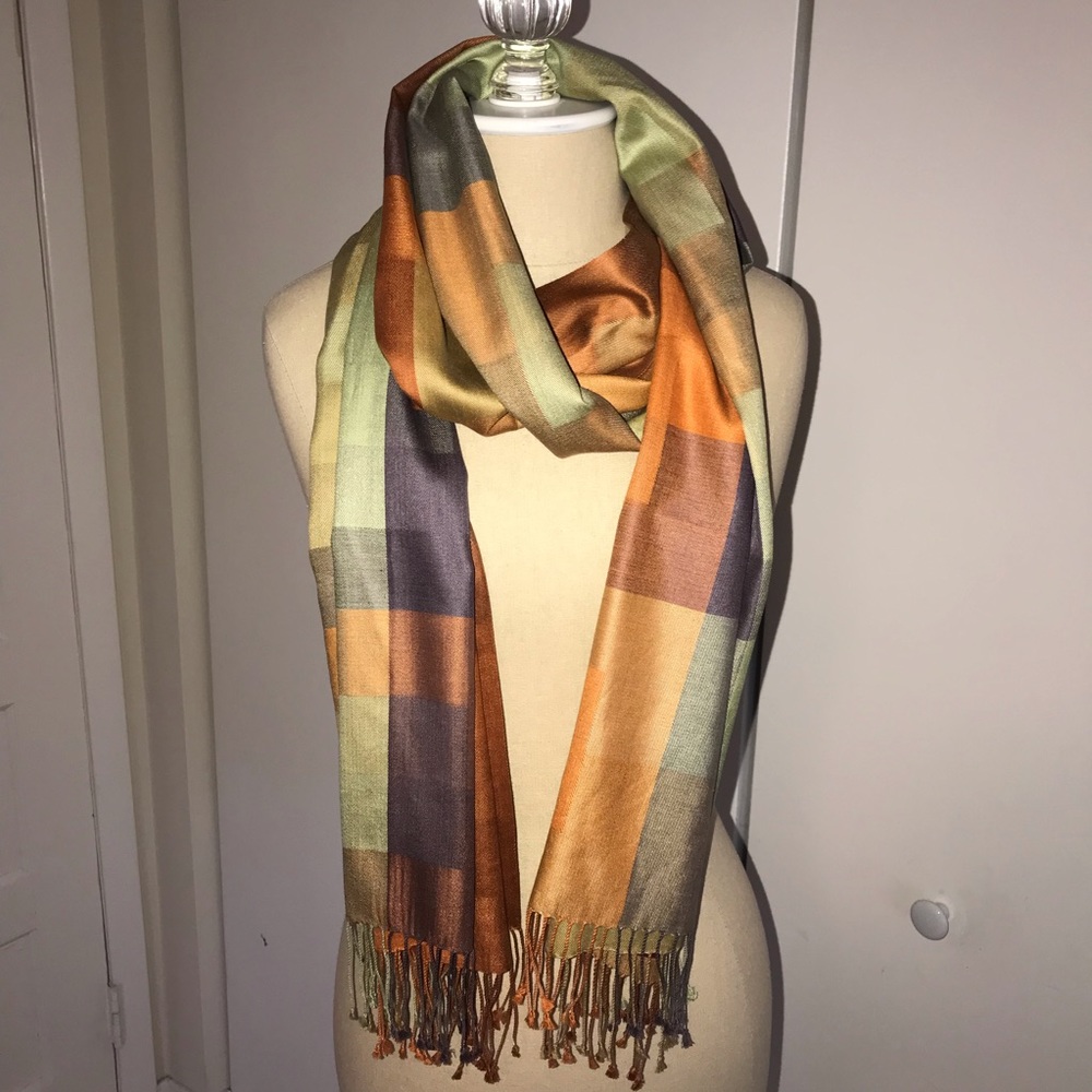 100% Silk Scarf made in Nepal